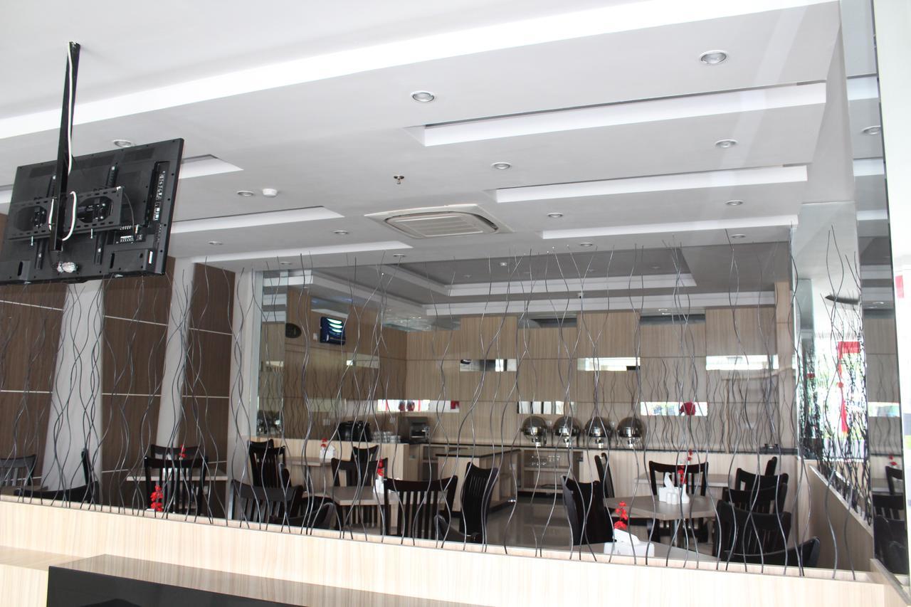 Amadeo Hotel Duri Luaran gambar